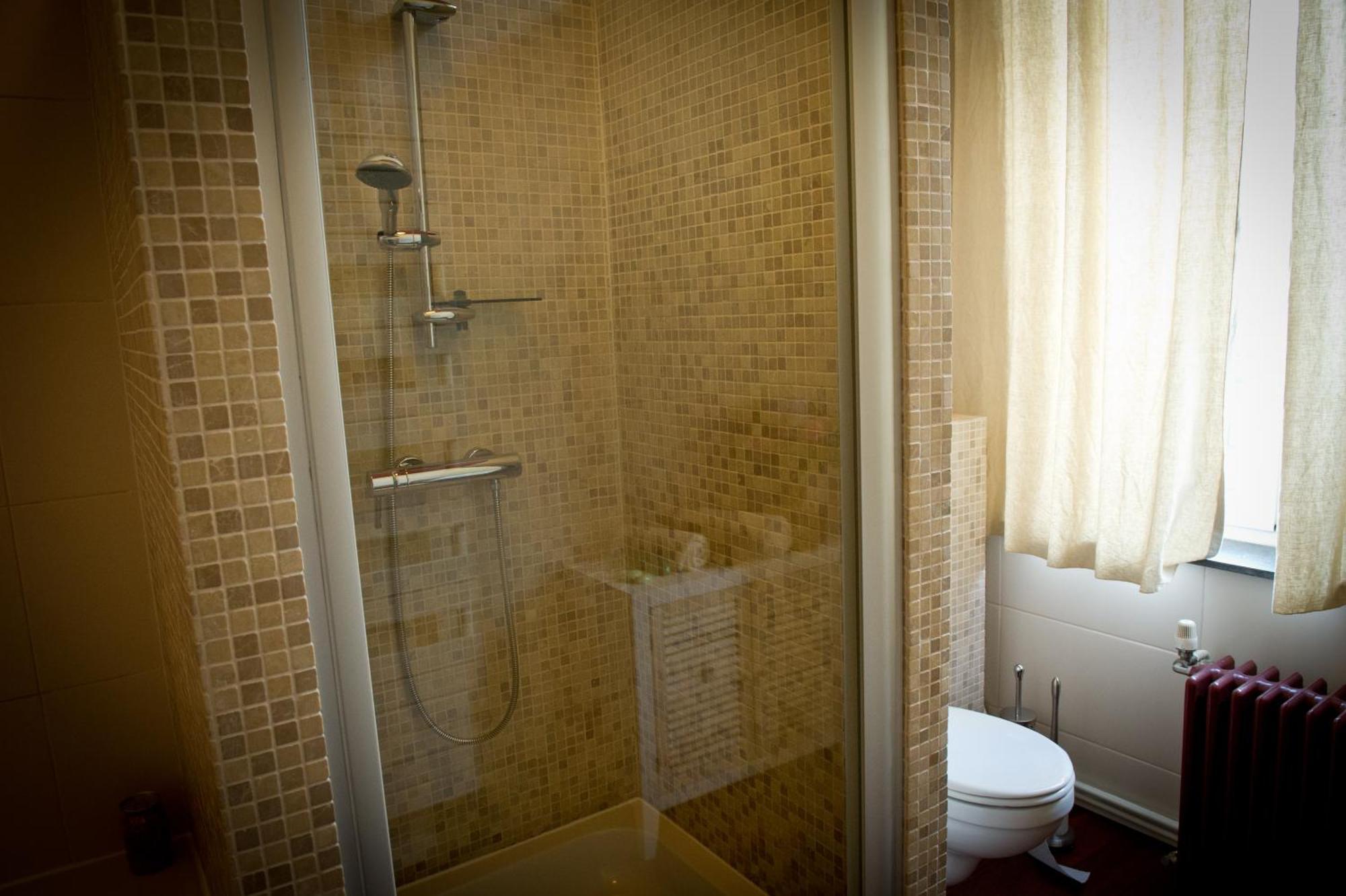 B&B Le Seize Brüksel Dış mekan fotoğraf